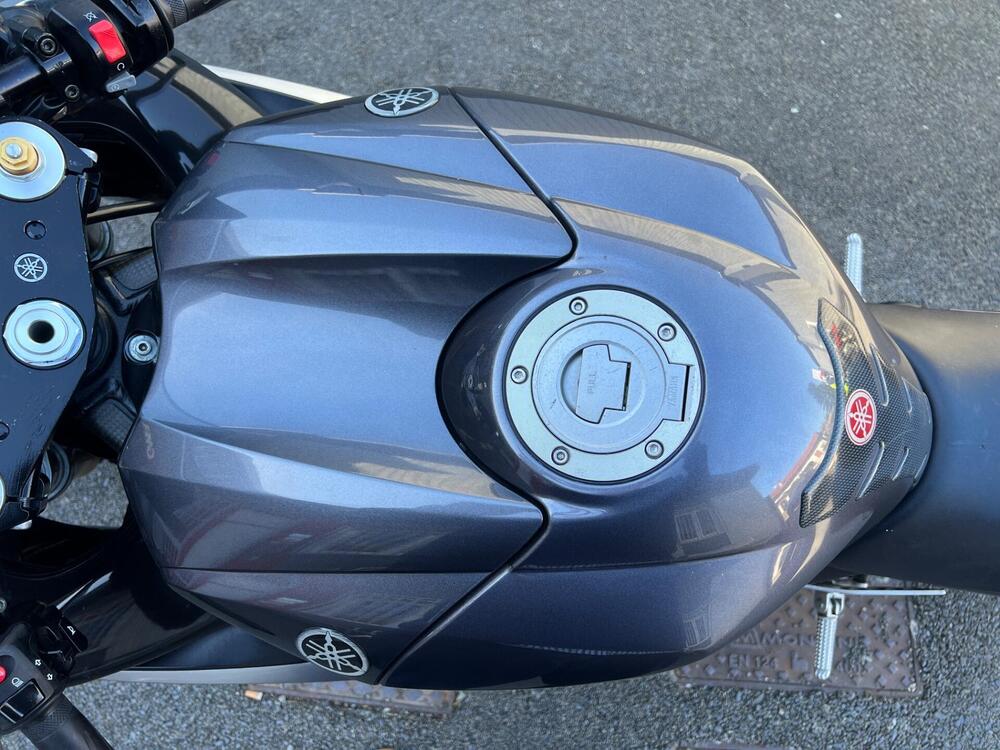 Yamaha YZF R1 (2015 - 16) (6)