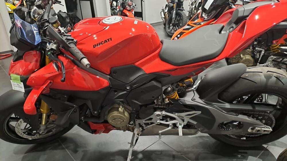 Ducati Streetfighter V4 S (2025 - 26) (4)