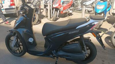 Kymco People 200i S (2021 - 26) usata