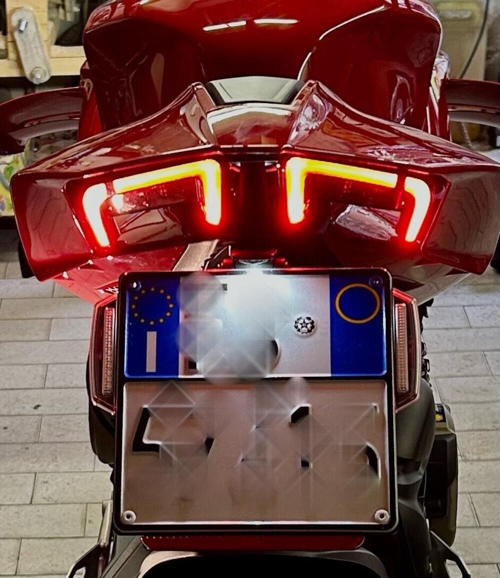 Ducati Streetfighter V4 S (2025 - 26) (13)