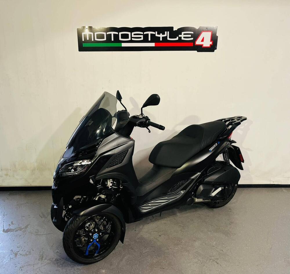 Piaggio MP3 310 Sport (2025 - 26) (2)
