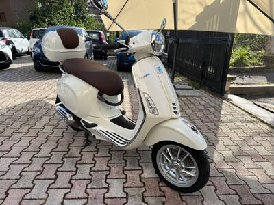 Vespa Primavera 150 (2021 - 23) usata