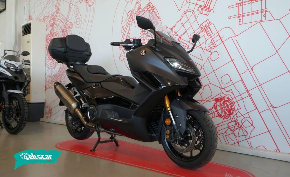 Yamaha T-Max 560 Tech Max (2025 - 26) (2)