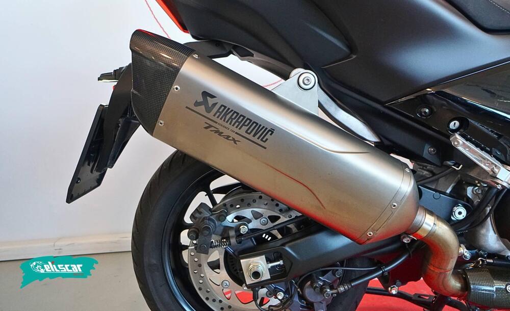 Yamaha T-Max 560 Tech Max (2025 - 26) (6)