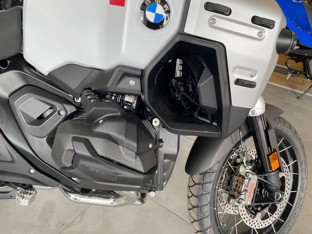 Bmw R 1300 GS Adventure Trophy (2025 - 26) (8)