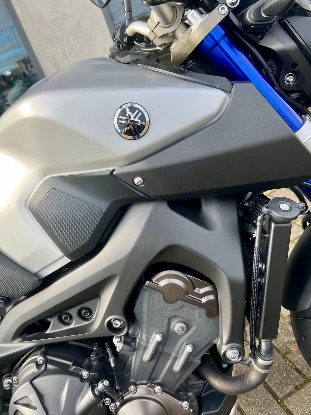 Yamaha MT-09 ABS (2016) (3)