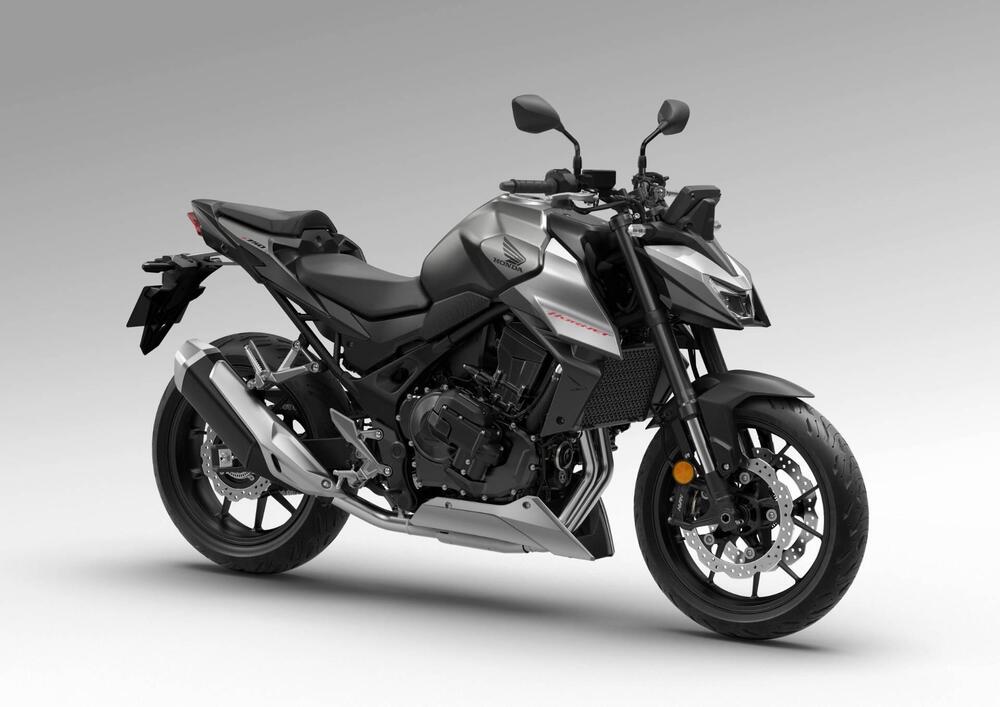 Honda CB 750 Hornet (2025) (4)