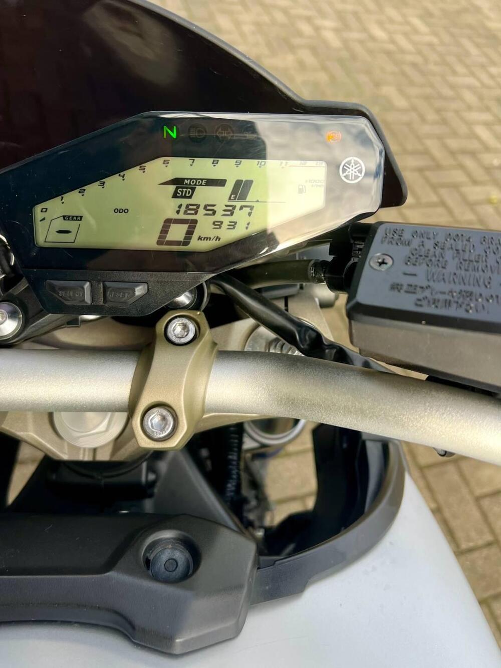 Yamaha MT-09 ABS (2016) (6)