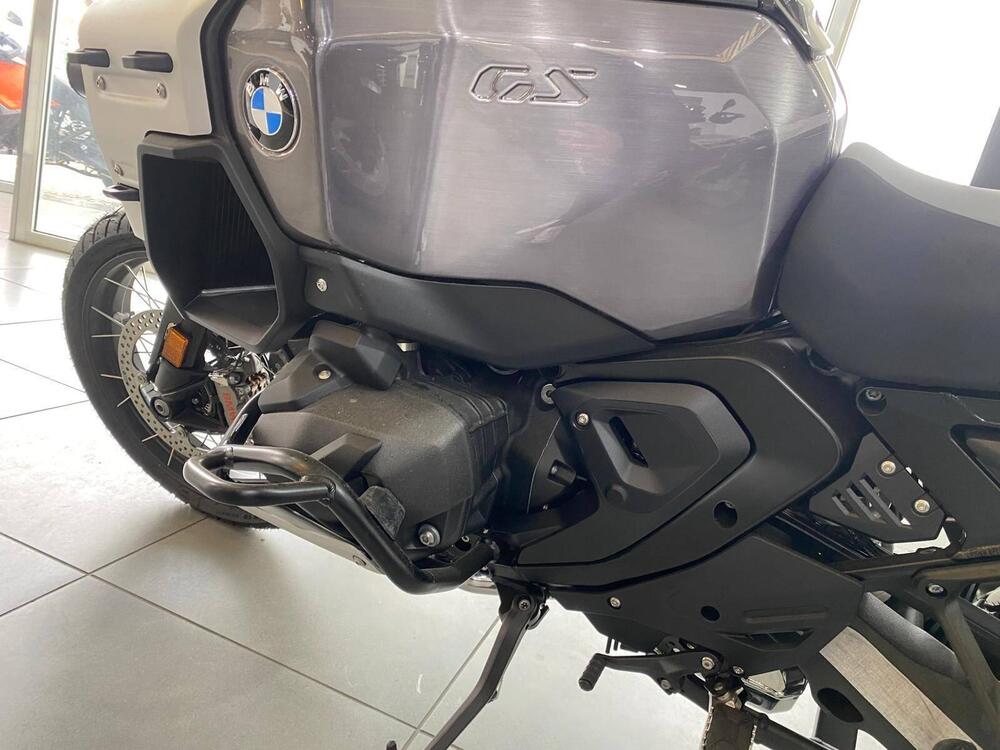 Bmw R 1300 GS Adventure Triple Black (2025 - 26) (4)
