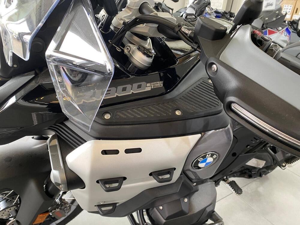 Bmw R 1300 GS Adventure Triple Black (2025 - 26) (7)