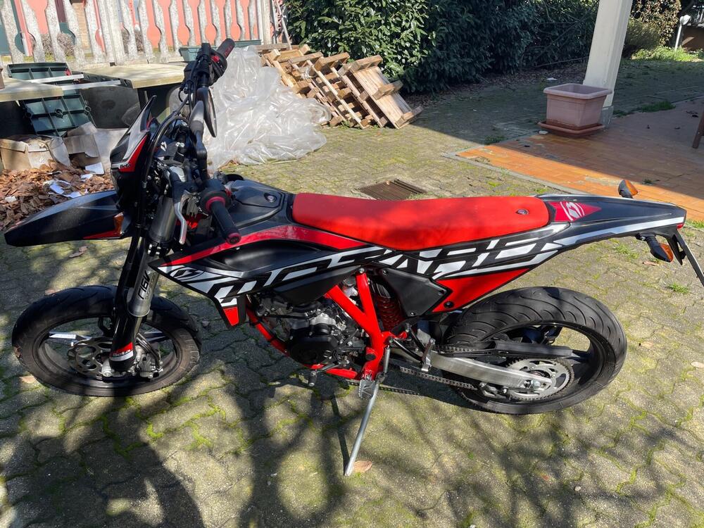 Betamotor RR 125 4T Motard LC (2021 - 23) (2)