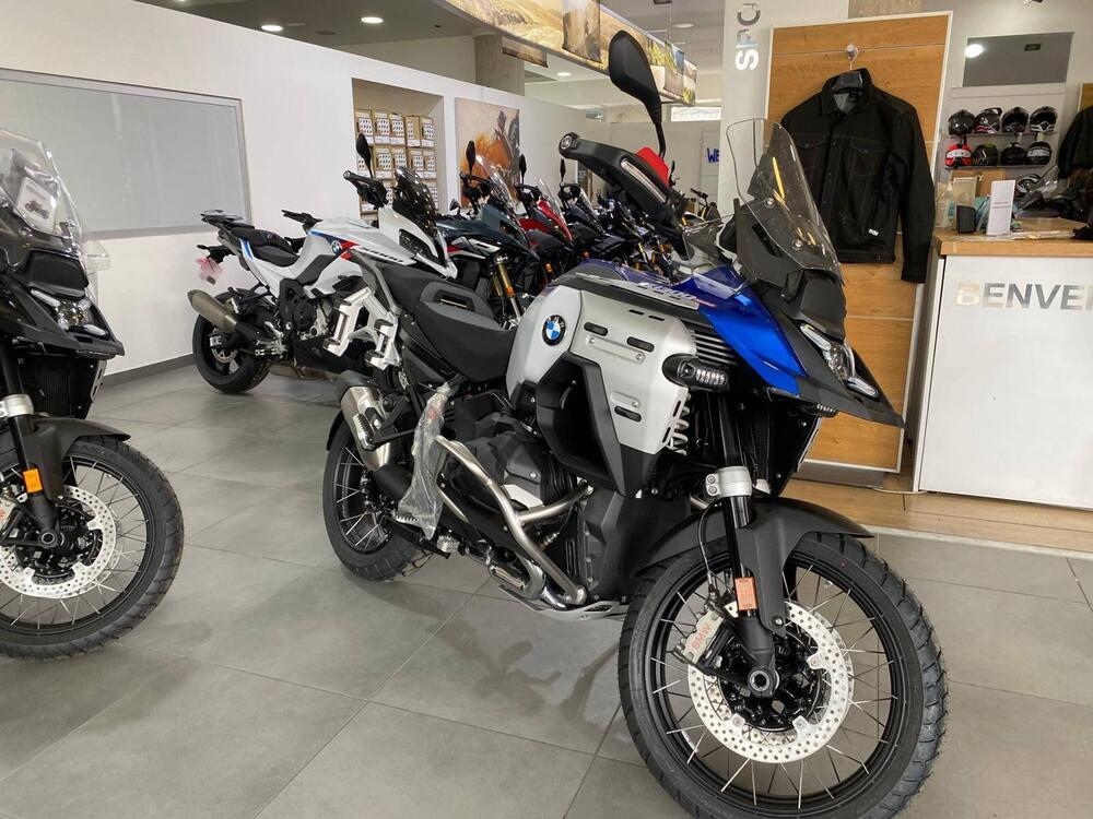 Bmw R 1300 GS Adventure Trophy (2025 - 26) (3)