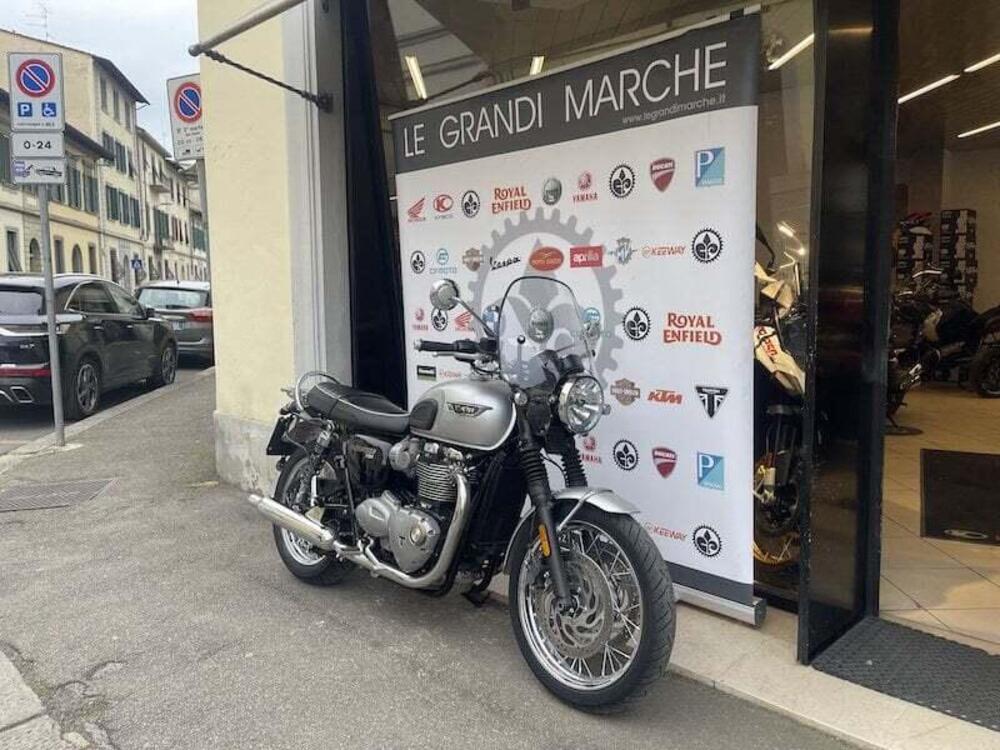 Triumph Bonneville T120 (2016 - 20) (11)