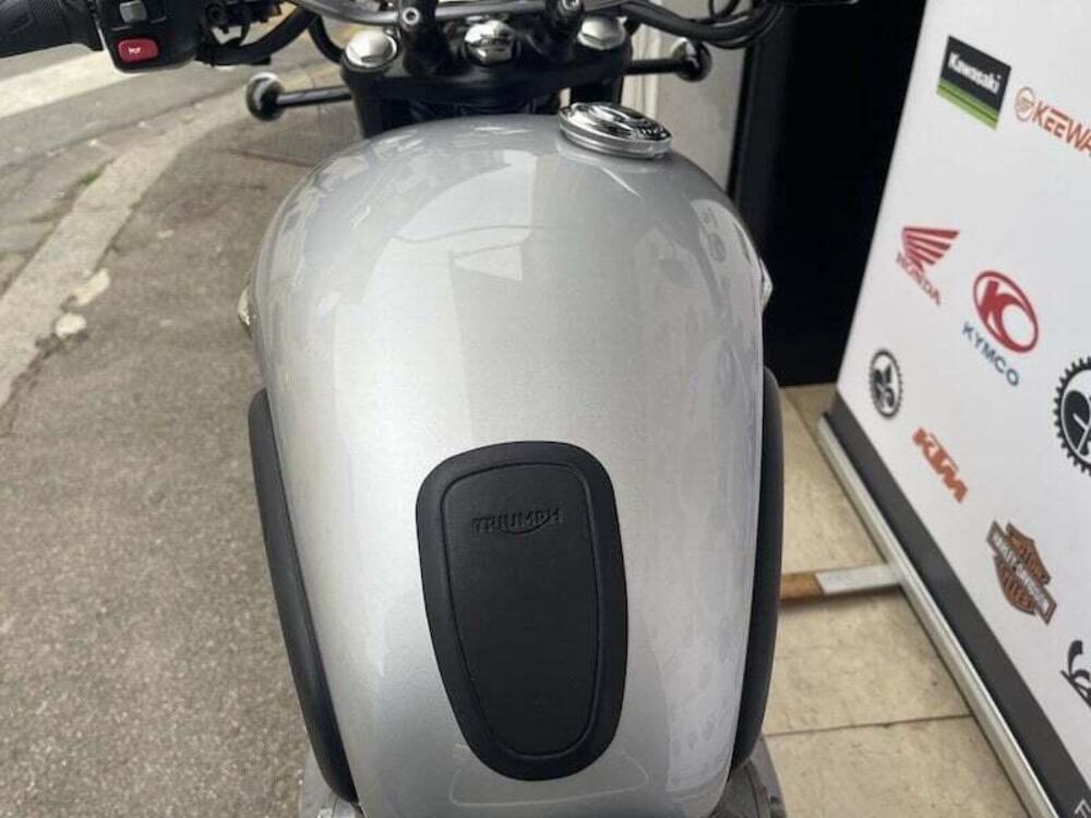 Triumph Bonneville T120 (2016 - 20) (16)