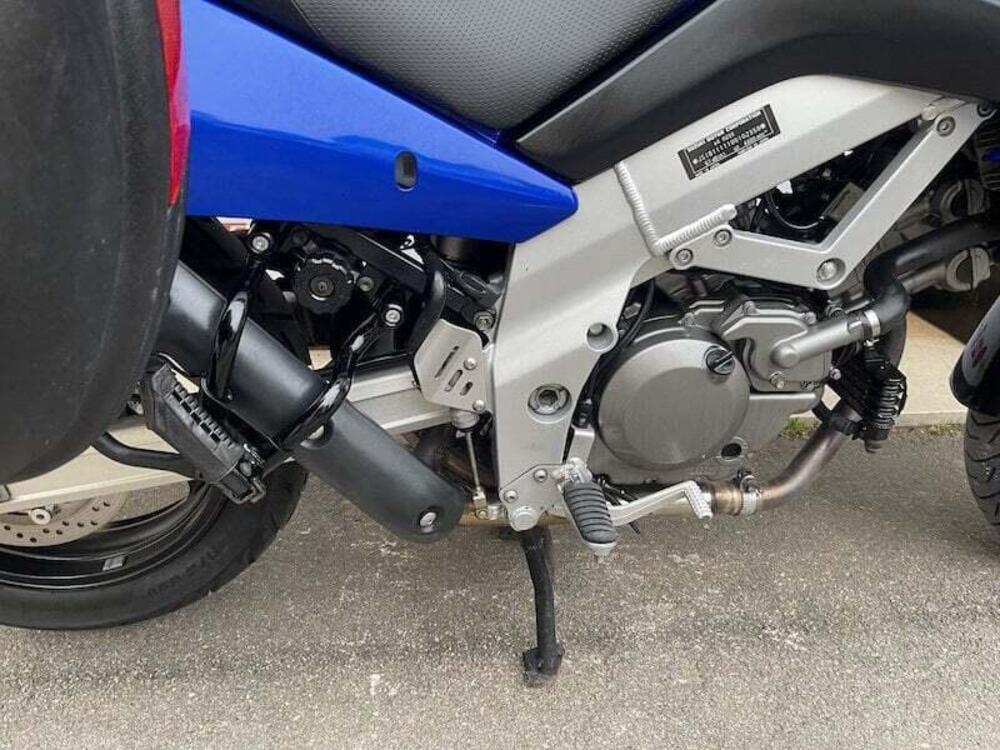 Suzuki V-Strom 650DL (2004 - 06) (6)