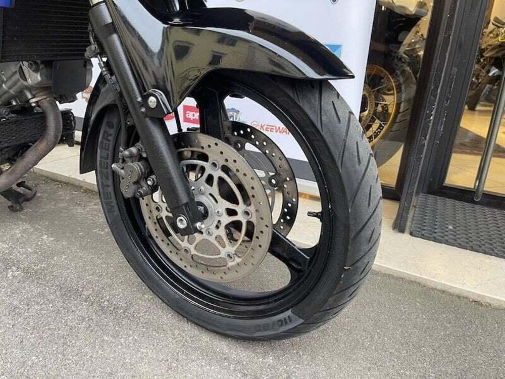 Suzuki V-Strom 650DL (2004 - 06) (11)