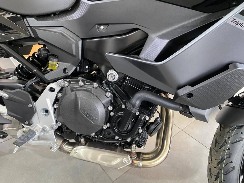 Bmw F 900 XR (2025 - 26) (4)