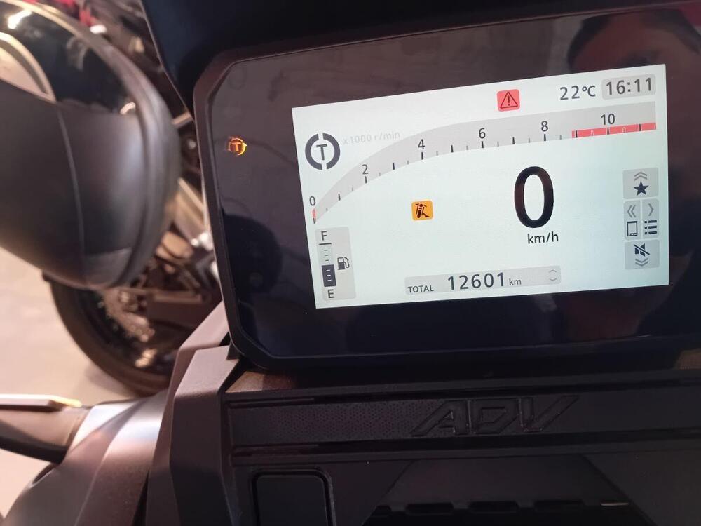 Honda ADV 350 Special Edition (2025 - 26) (4)