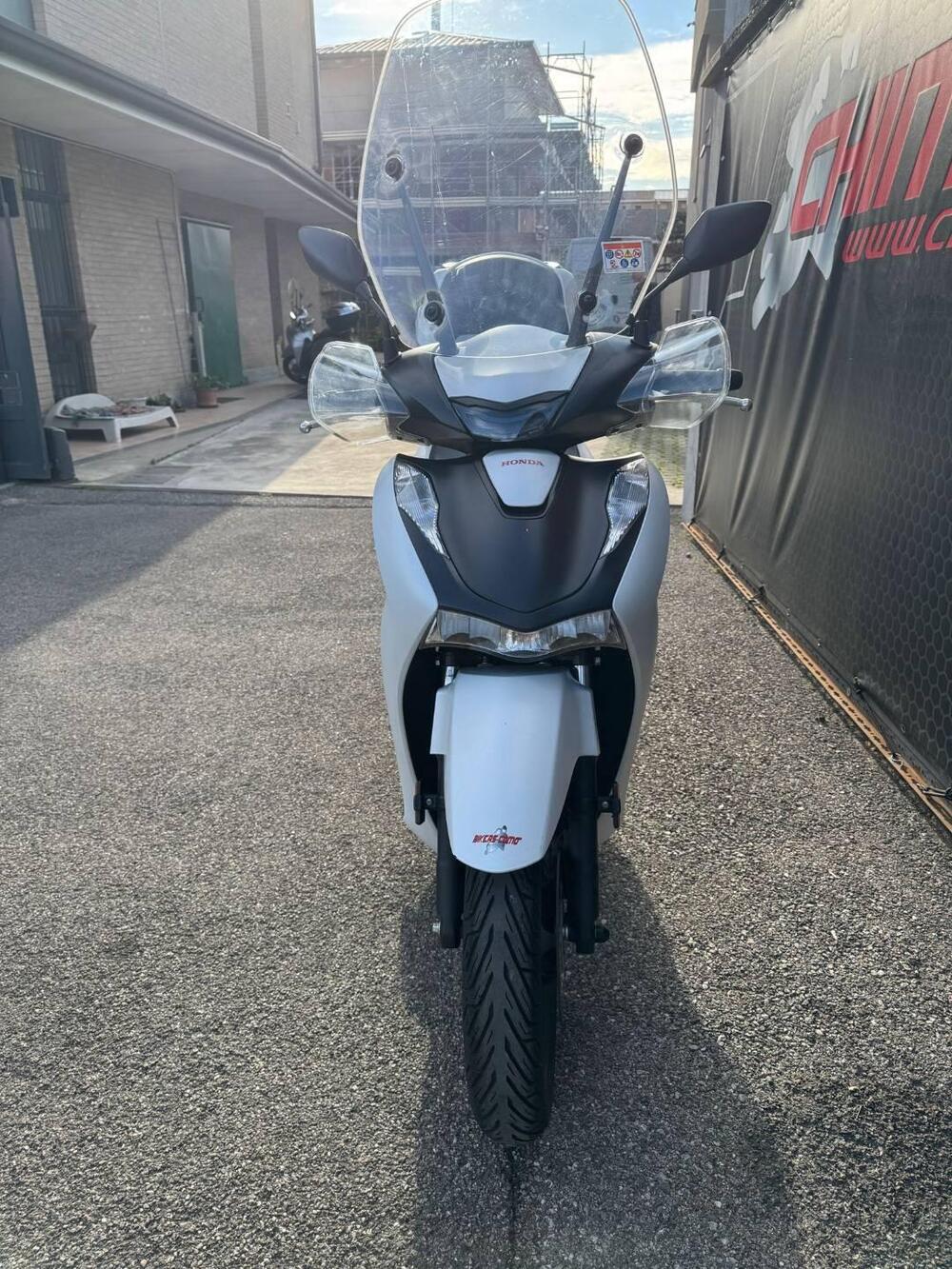 Honda SH 150i Sport (2024 - 25) (6)