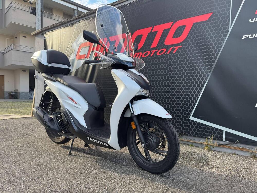 Honda SH 150i Sport (2024 - 25) (3)