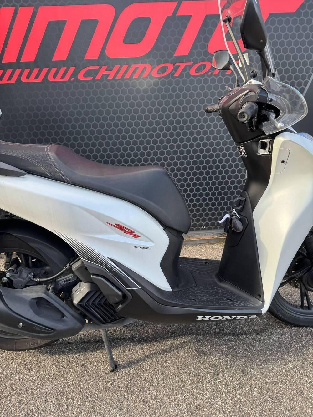 Honda SH 150i Sport (2024 - 25) (10)