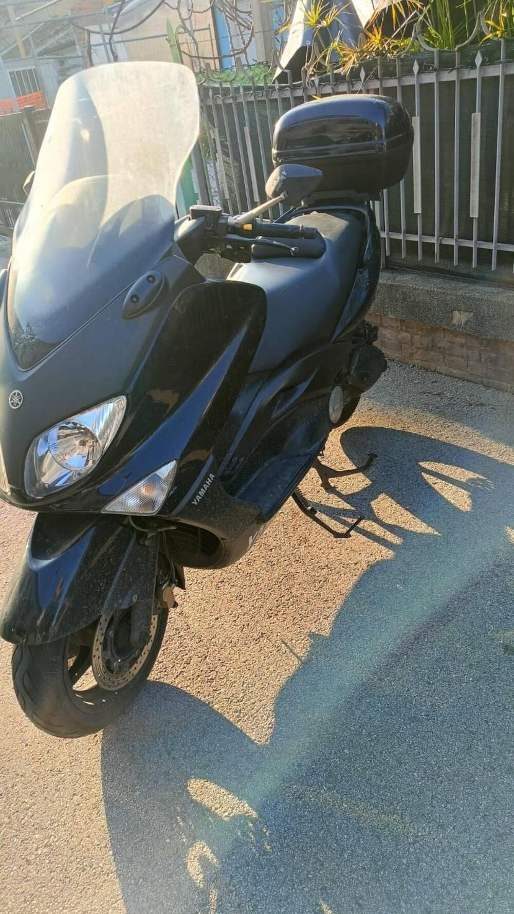 Yamaha T-Max 500 (2004 - 07) (2)