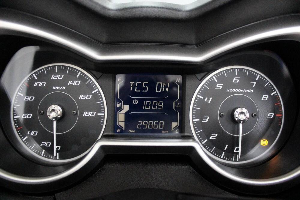 Yamaha X-Max 400 ABS (2017 - 20) (6)