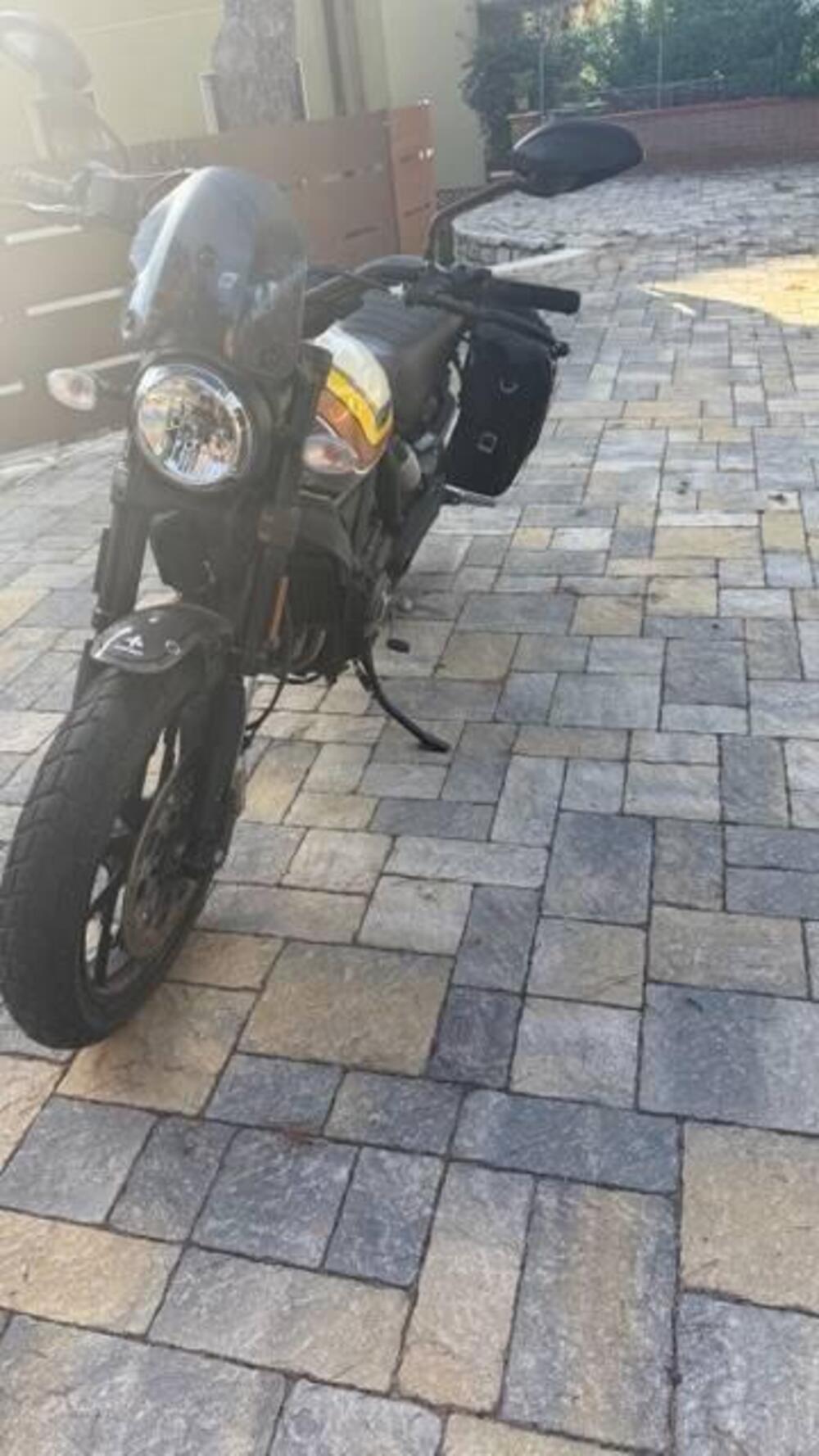 Ducati Scrambler 800 Icon (2017 - 20) (2)