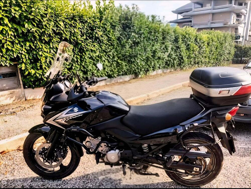 Suzuki V-Strom 650 (2008 - 11) (2)