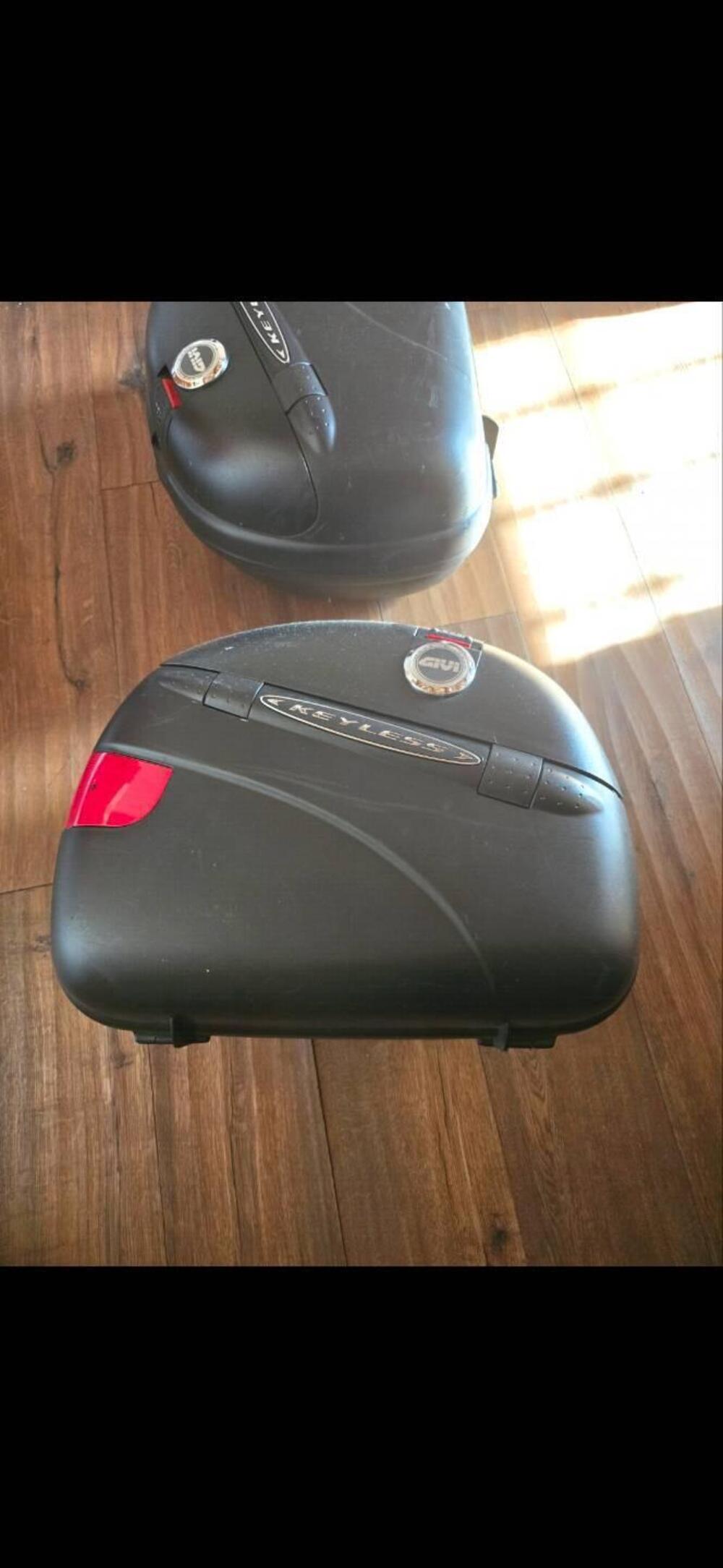 Suzuki V-Strom 650 (2008 - 11) (10)