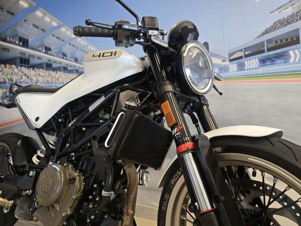 Husqvarna Vitpilen 401 (2021 - 23) (7)