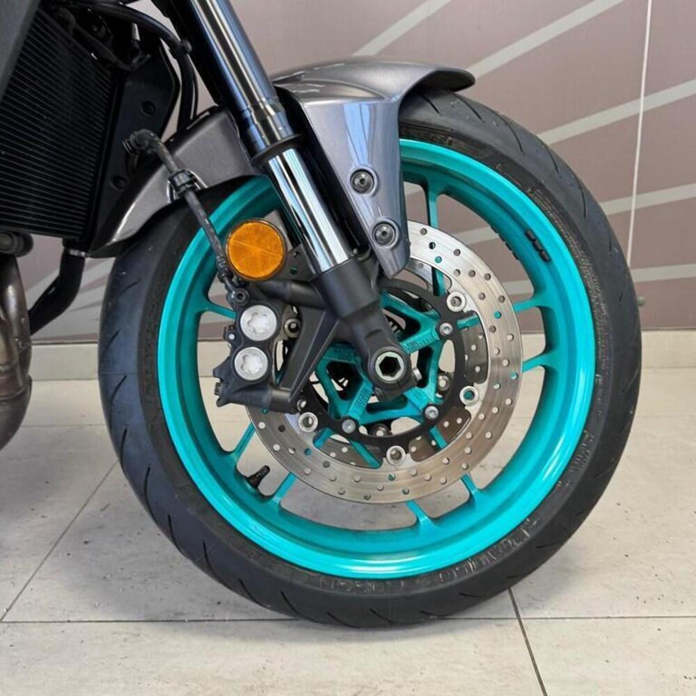 Yamaha MT-09 (2021 - 23) (4)