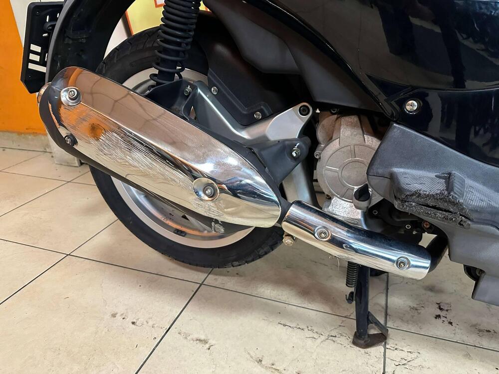 Aprilia Scarabeo 125 (2007 - 12) (3)