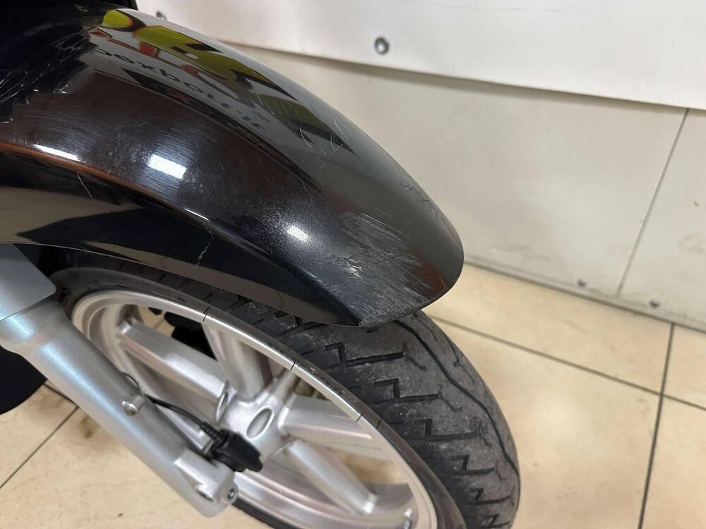 Aprilia Scarabeo 125 (2007 - 12) (4)