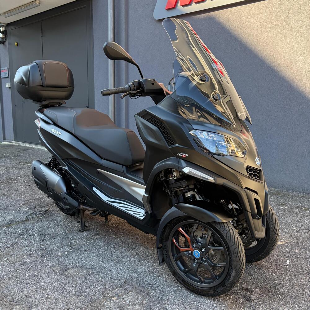 Piaggio MP3 530 ABS Hpe (2023 - 24) (2)