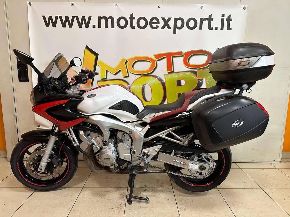 Yamaha FZ6 Fazer (2004 - 07) (4)