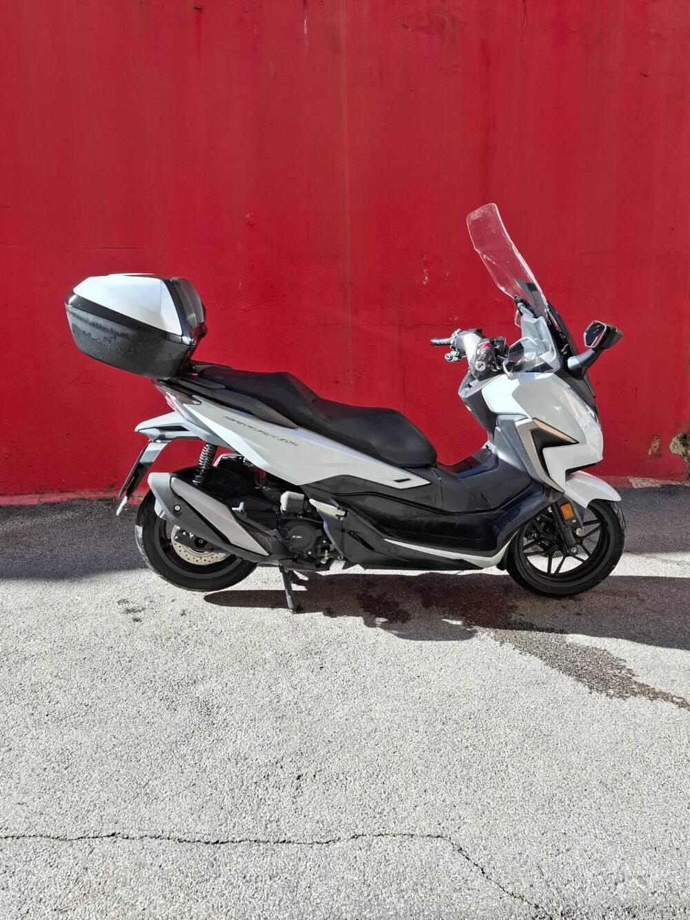 Honda Forza 350 Deluxe (2022 - 24) (2)