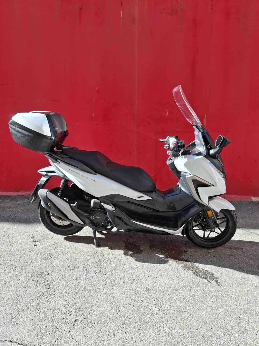 Honda Forza 350 Deluxe (2022 - 24) (3)