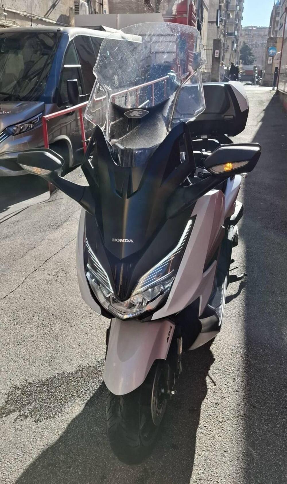 Honda Forza 350 Deluxe (2022 - 24) (6)