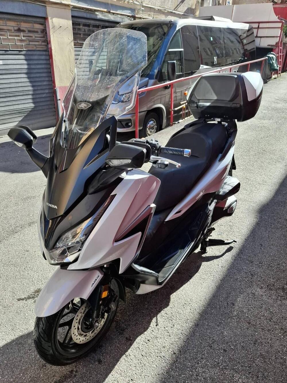 Honda Forza 350 Deluxe (2022 - 24) (9)