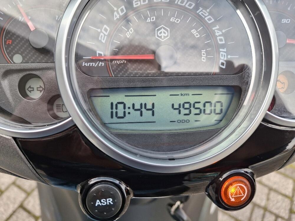 Piaggio Beverly 350 SportTouring ie ABS (2011 - 17) (7)