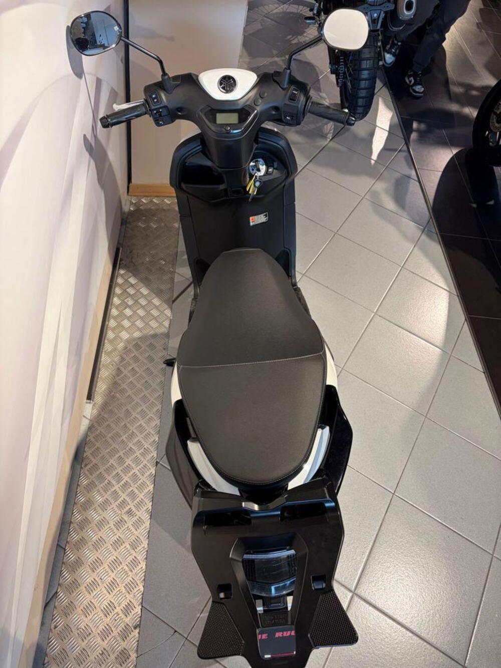 Yamaha Neo's L1e (2022 - 26) (5)