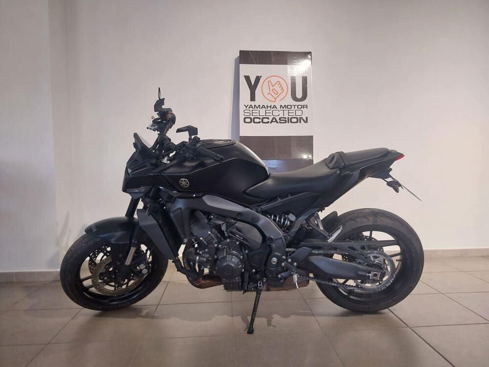 Yamaha MT-09 Y-AMT (2024 - 26) (3)