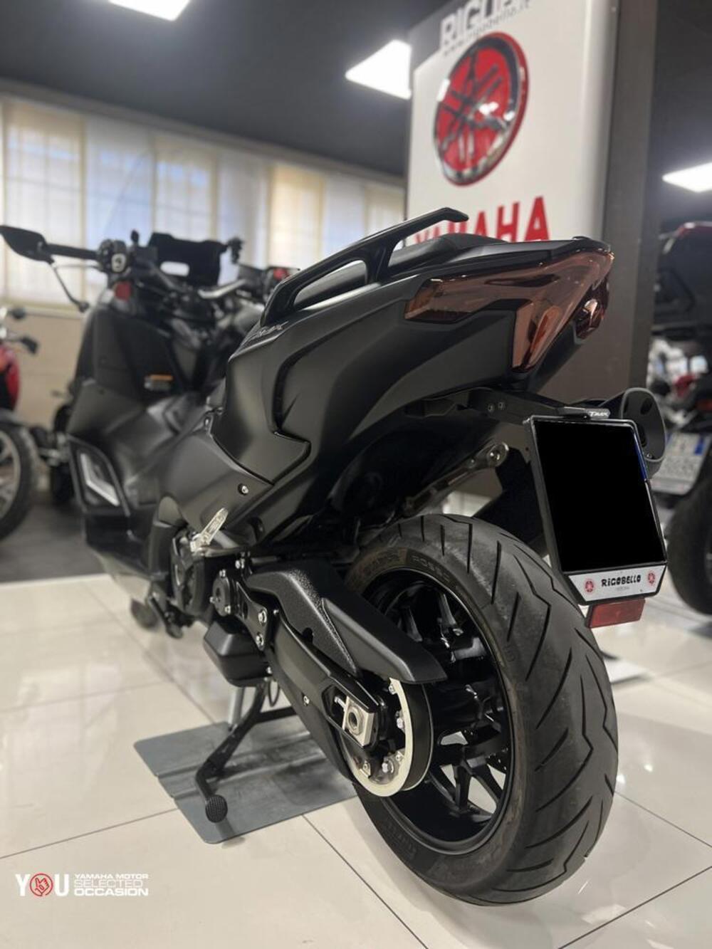 Yamaha T-Max 560 (2022 - 24) (6)