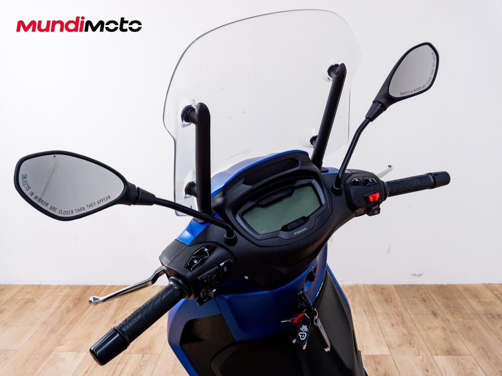 Piaggio Beverly 400 S (2025 - 26) (11)