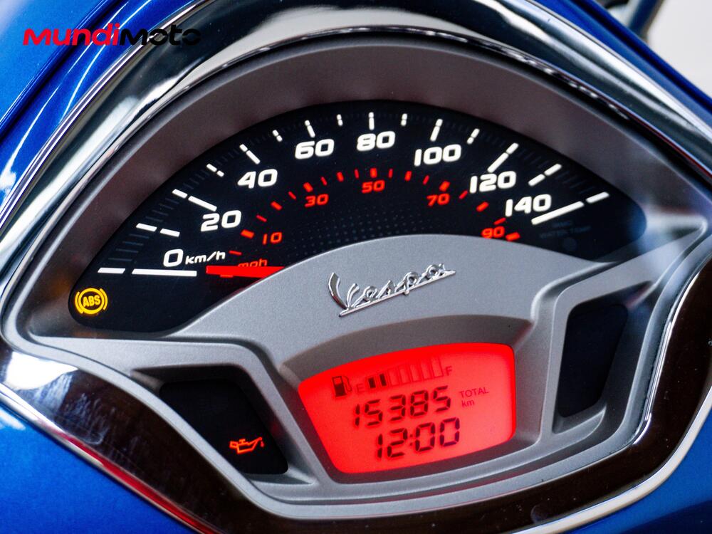 Vespa GTS 300 Super ABS (2014 - 16) (11)