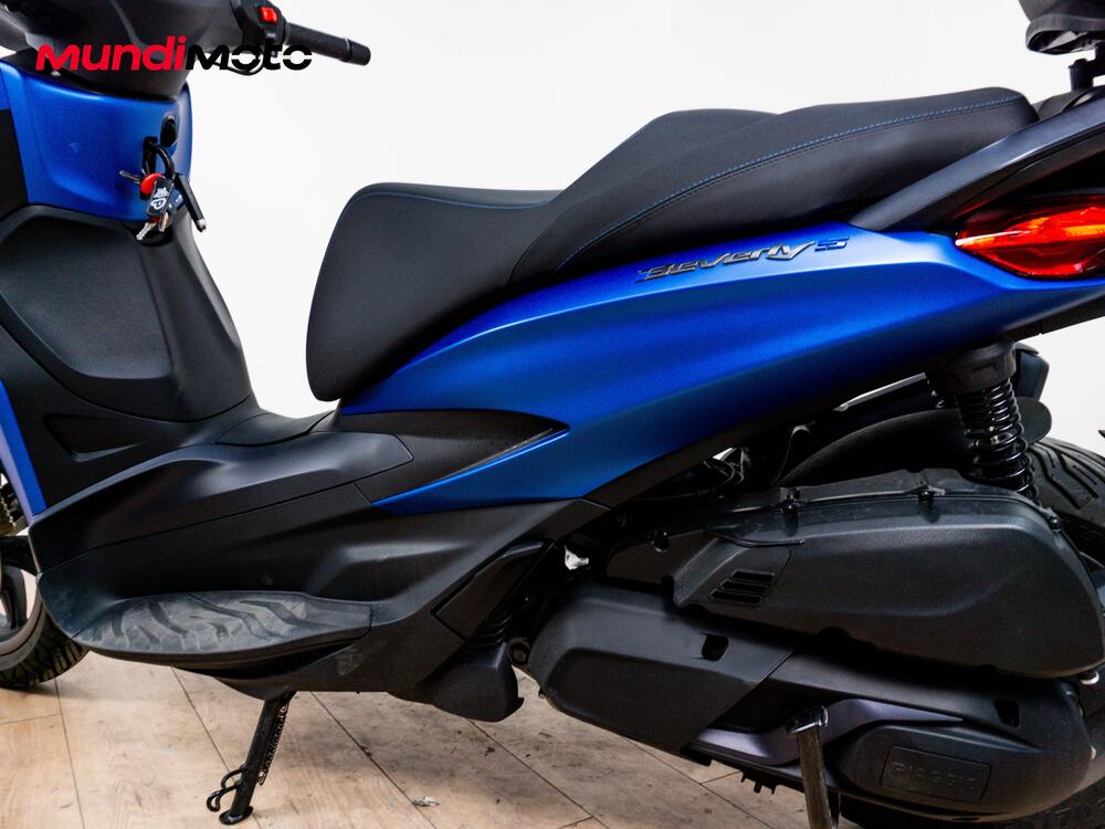 Piaggio Beverly 400 S (2025 - 26) (6)