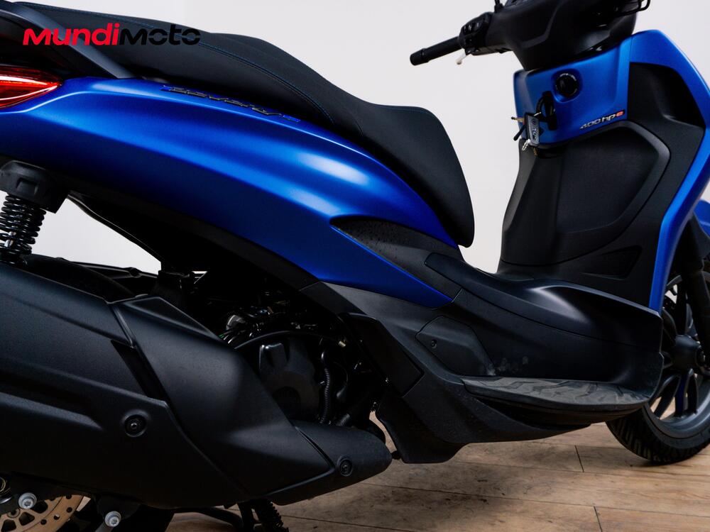 Piaggio Beverly 400 S (2025 - 26) (2)