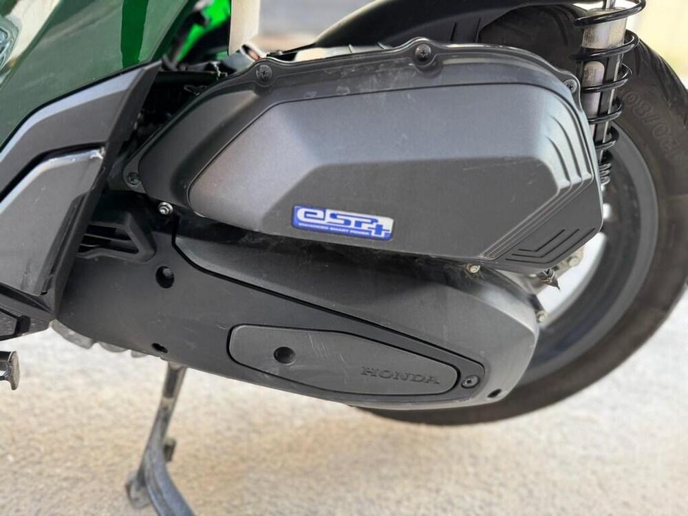 Honda SH 125i Vetro (2024 - 25) (7)