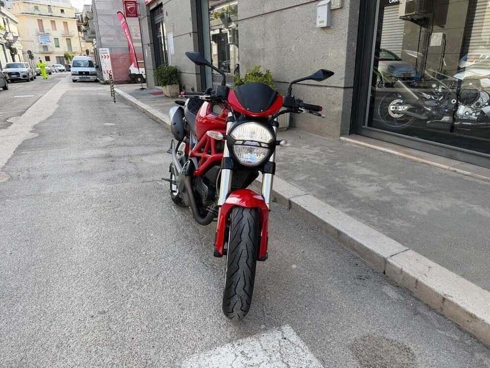 Ducati Monster 696 (2008 - 13) (3)
